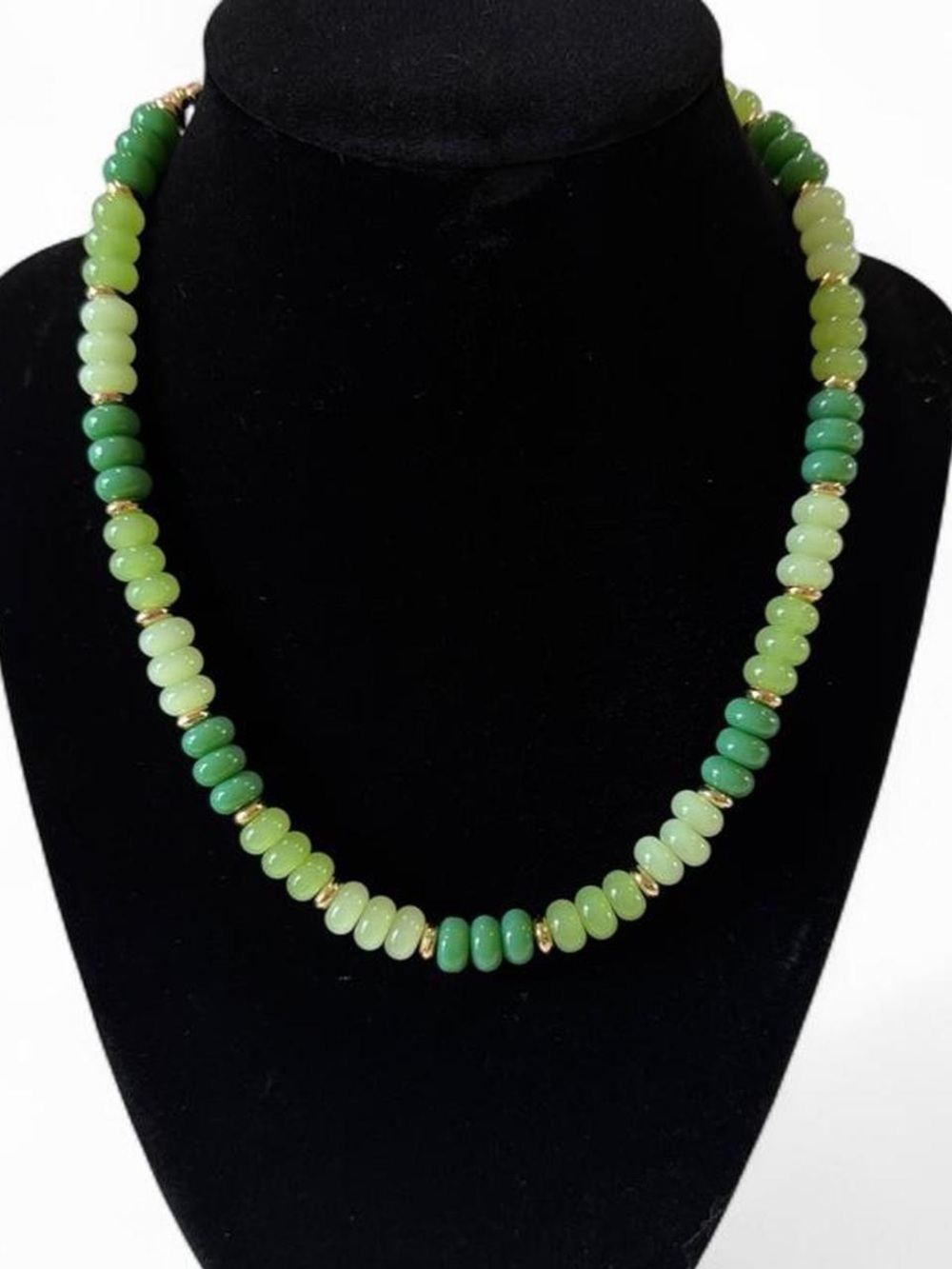 Green Beaded Necklace - Brand Unbranded